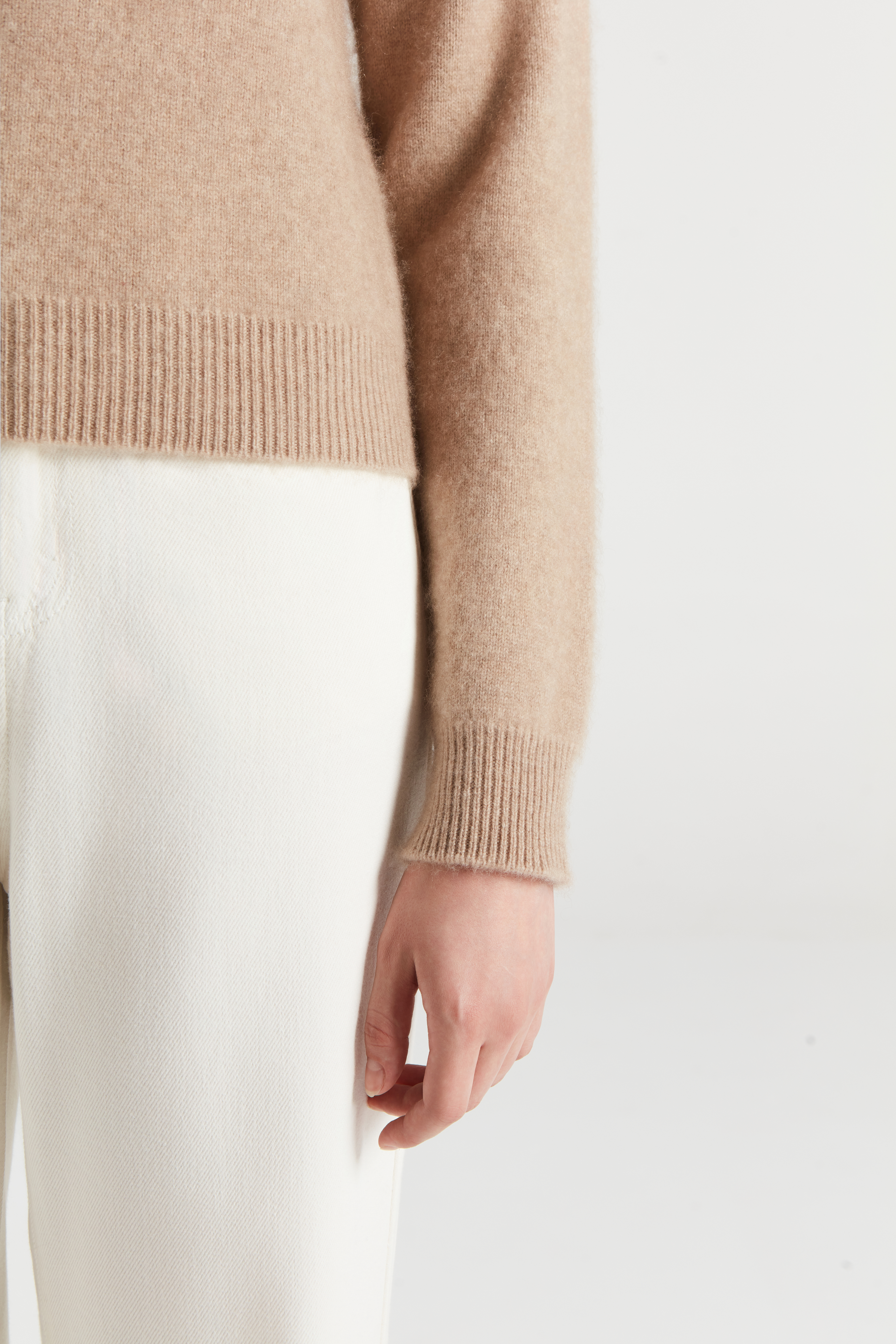 Luxuriöser 100% Cashmere Strick Hoodie für den ultimativen Komfort