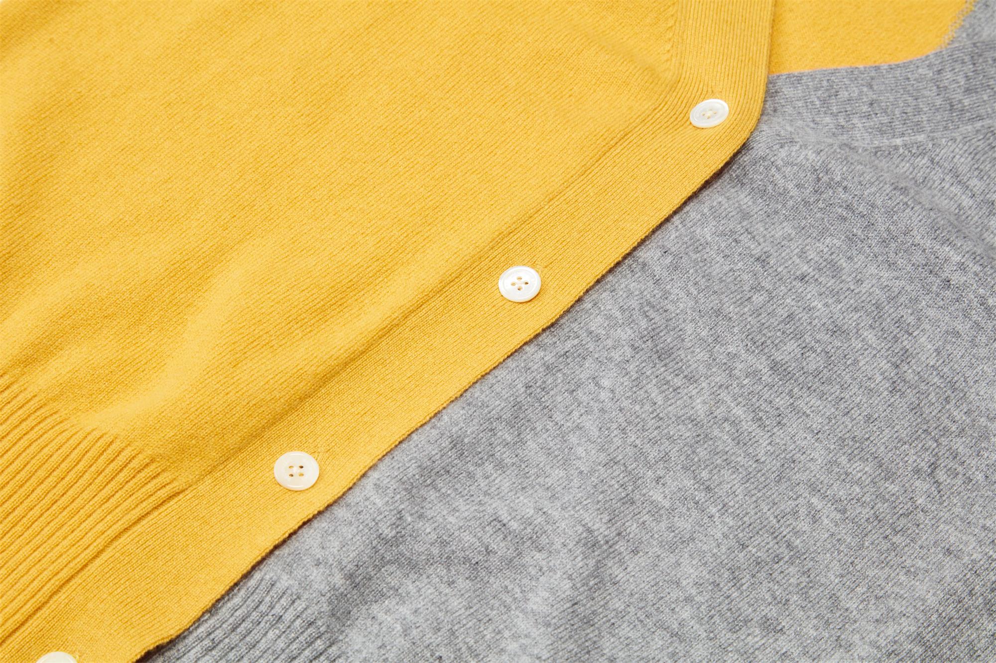 Maßgeschneiderte Strickjacke aus reinem Kaschmir mit V-Ausschnitt und Farbblock | OEM-Hersteller von Damenstrickwaren