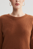 Dunkelbrauner Langarmpullover