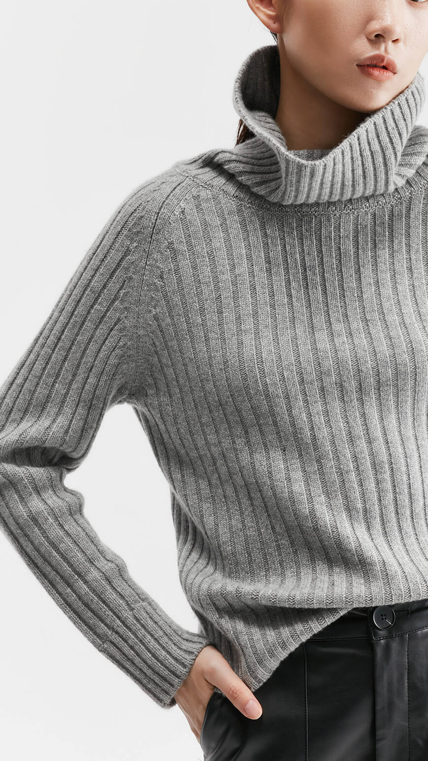 Premium-Rollkragenpullover aus 7GG-geripptem Kaschmir für Damen | Kundenspezifische OEM-Strickwarenfabrik