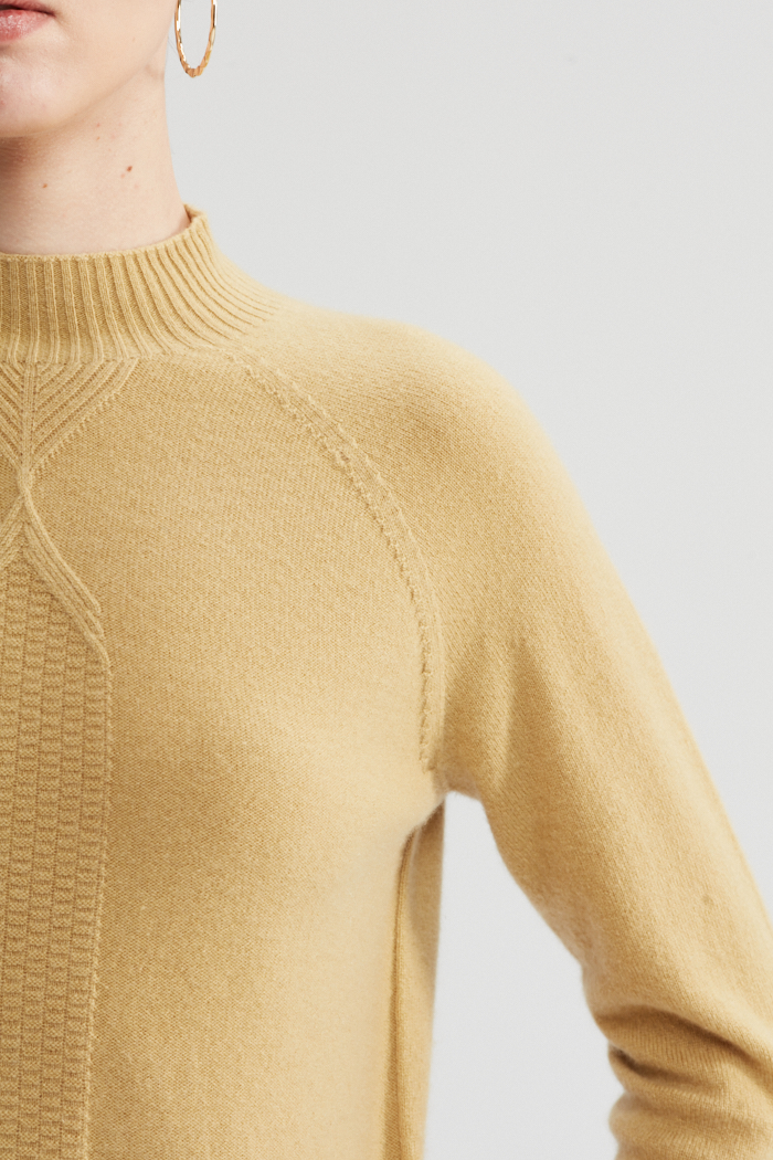 Hellgelb Langarmpullover 