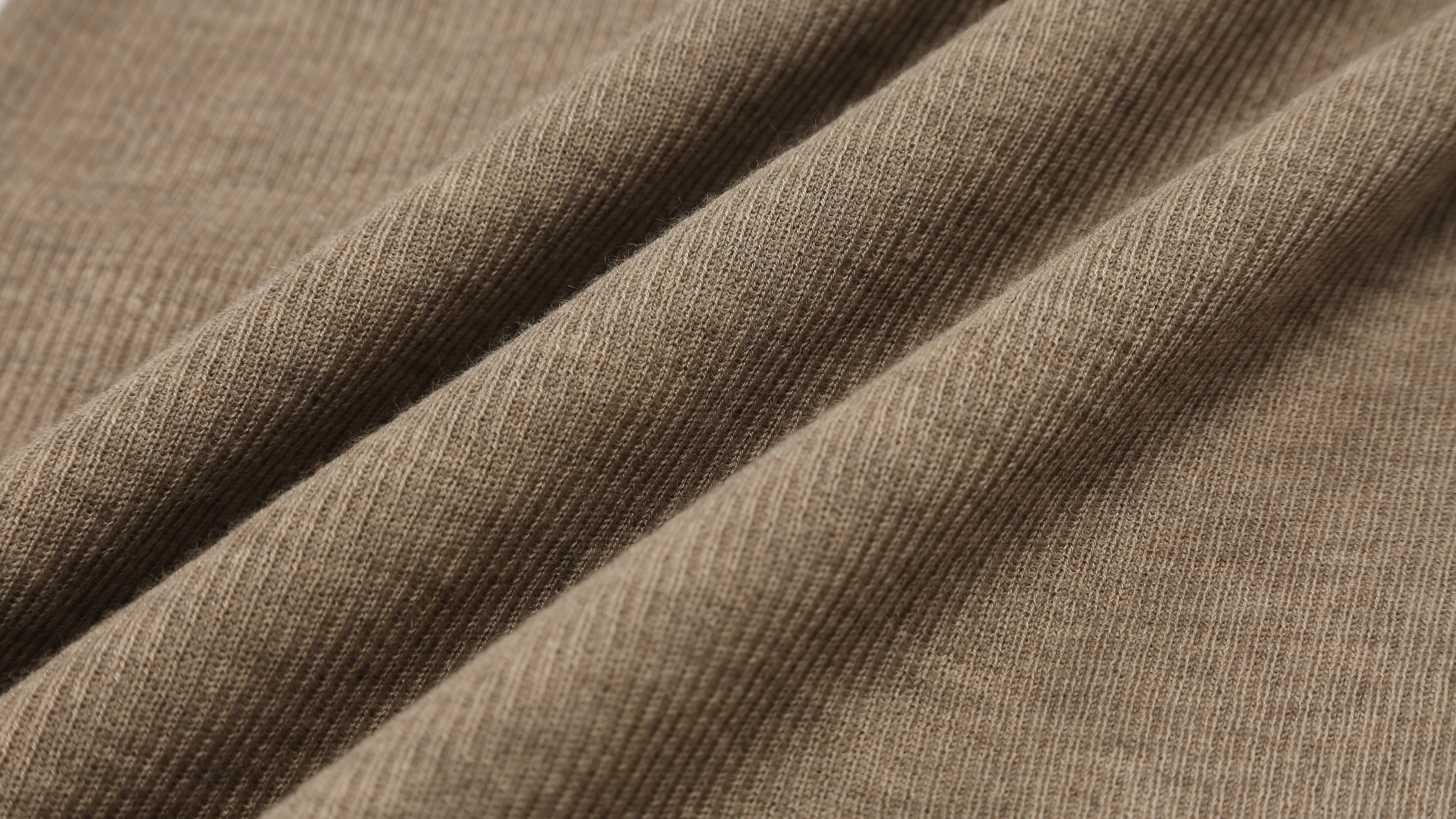So w&auml;hlen Sie die beste Strickjacke aus, um Promi-Looks zu stehlen: Eine vollst&auml;ndige Kaufberatung