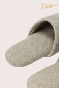Luxuriöses gestricktes Slipper-Set aus reinem Kaschmir | Maßgeschneiderte Loungewear OEM